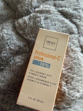 Obagi Professional-C Serum Box in Cream, Orange and Blue